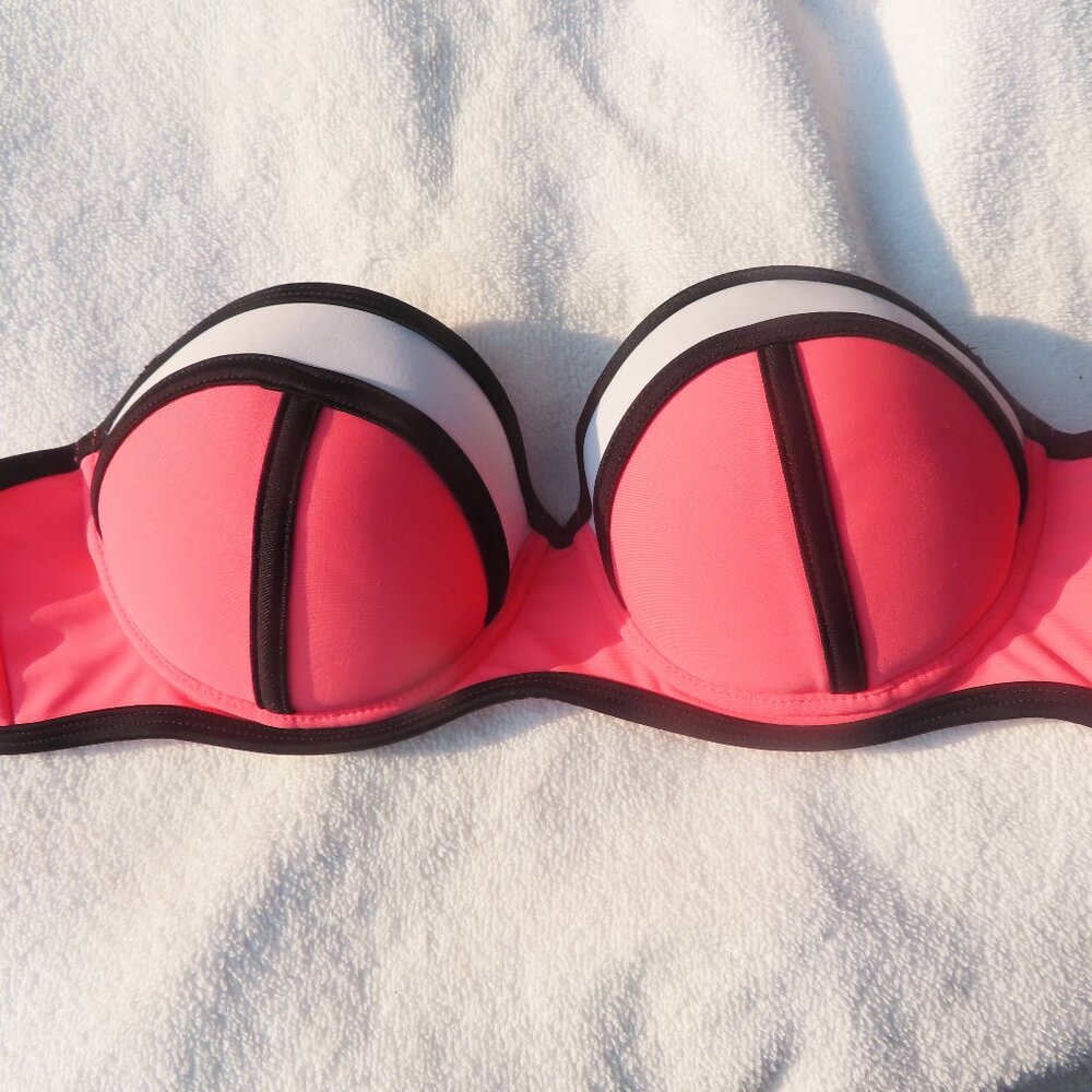 California Waves NWT color block bikini top strapless Junior size L